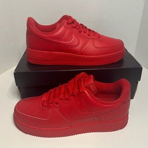 Air Force 1 “university red”